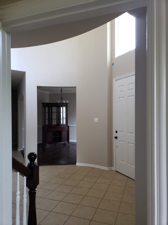 Foyer w/ view of Formal Dining - 3500 S Gravel Cir