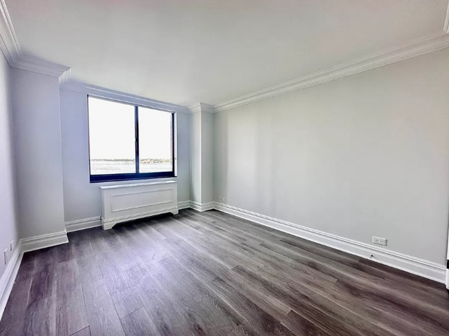 Building Photo - 377 Rector Pl