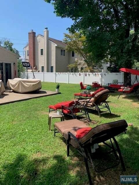 Foto del edificio - 31 E Ridgewood Ave