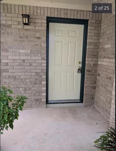 Building Photo - 9705 Sugar Hill Dr