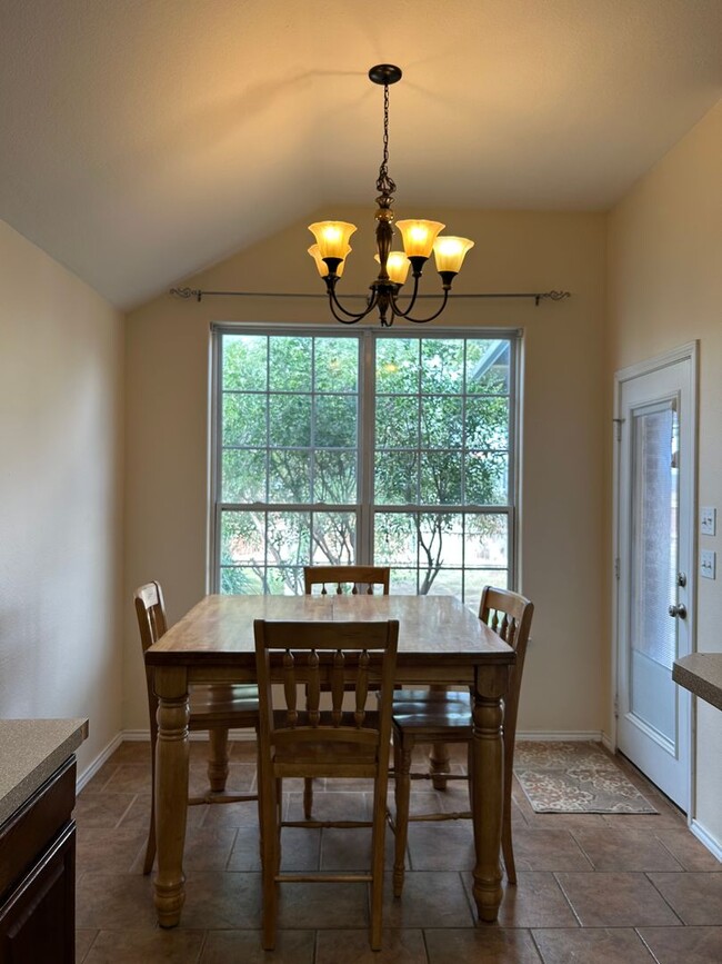Building Photo - COMING SOON!!!  Beautiful Home in Stonegate