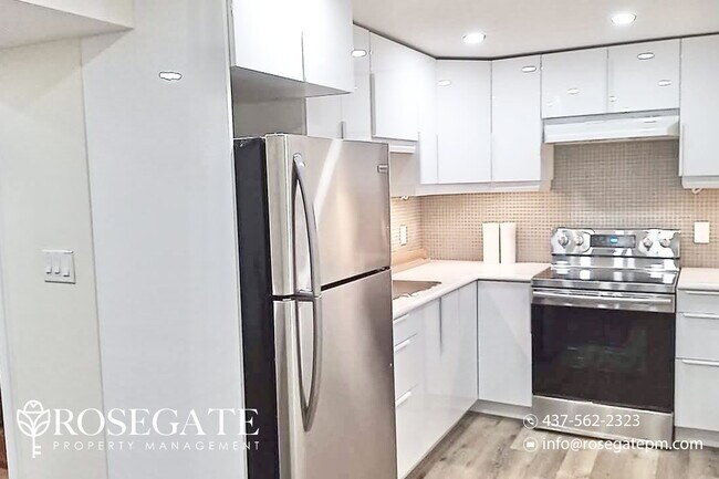 Photo du bâtiment - Modern 1-Bedroom Suite in Prime Kitchener ...