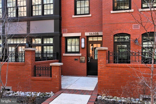 Foto del edificio - 1610 N Queen St