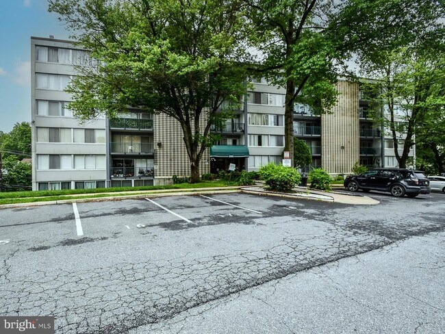 Building Photo - 1800 Metzerott Rd