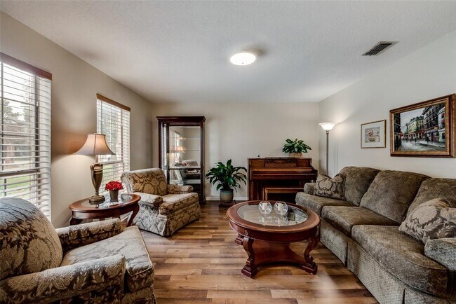 Foto del edificio - 2848 Ironwood Dr