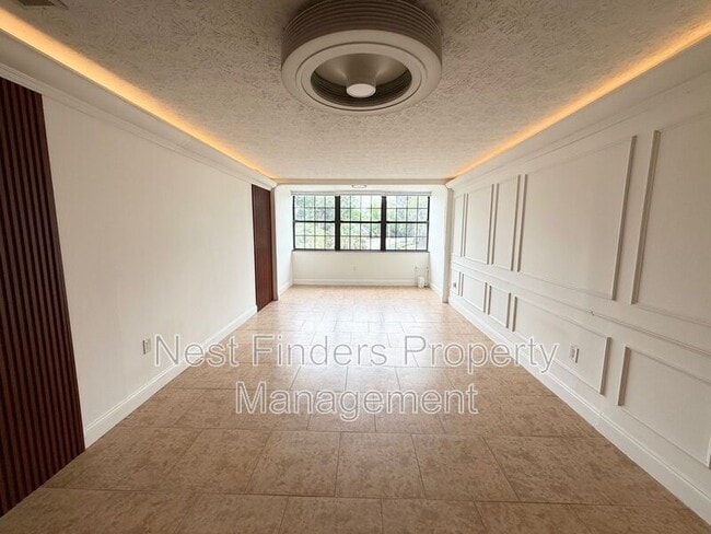 Building Photo - 4975 San Jose Blvd