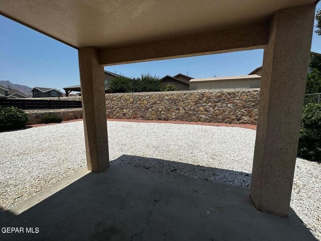 Building Photo - 5017 Lone Cactus Ct
