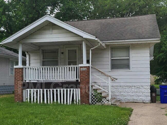 Foto del edificio - 1553 N Walnut Grove Ave