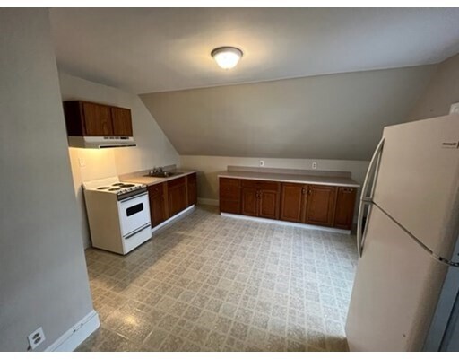 Primary Photo - 249 Park St