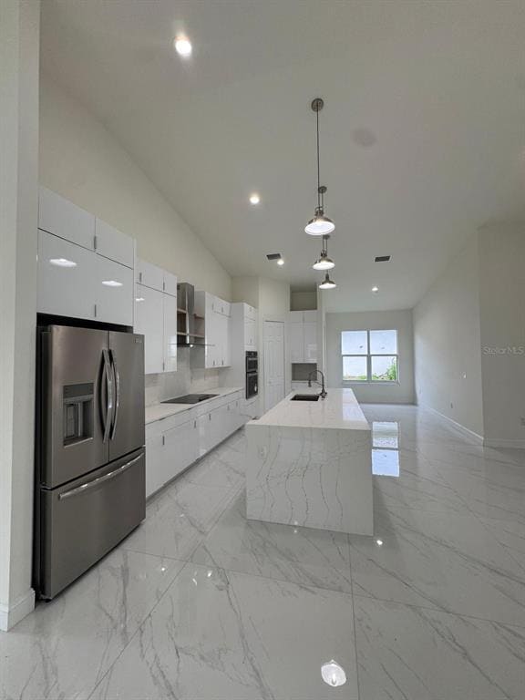 Foto del edificio - 16483 Hillsborough Blvd