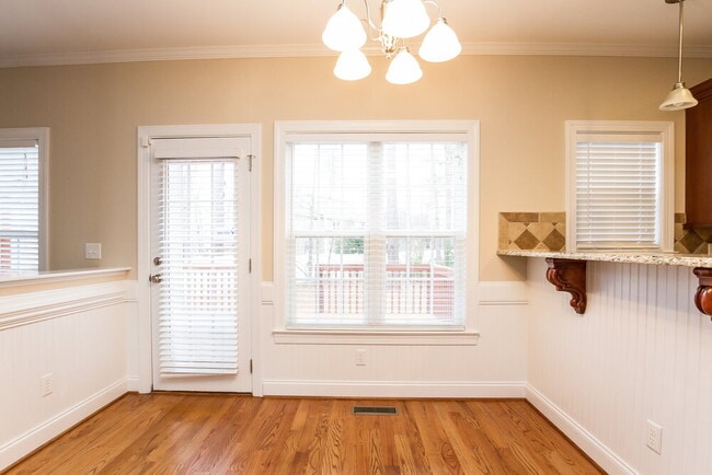 Foto del edificio - 221 Worthington Ct
