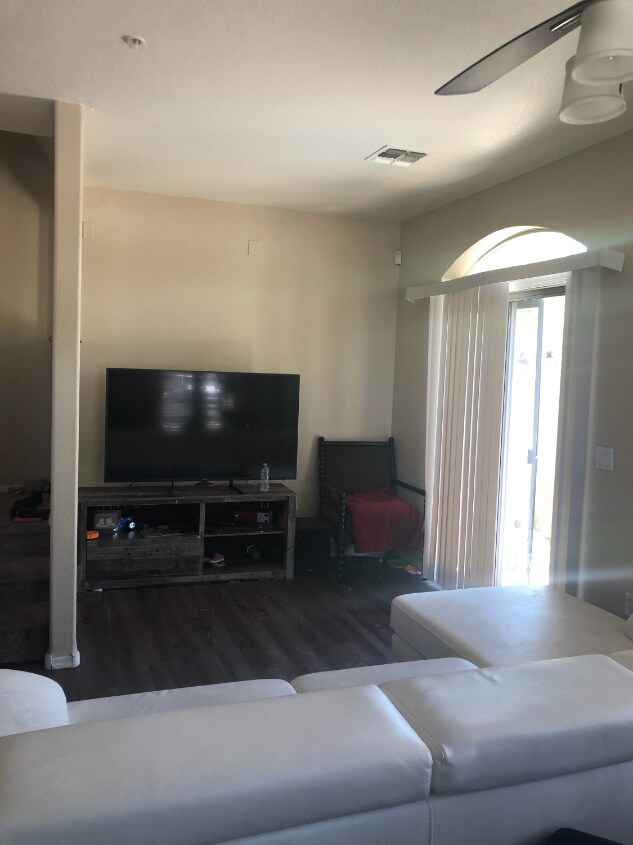 Building Photo - Villagio 2/2/2.5 available for rent!