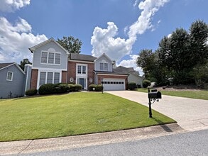 Building Photo - 93 Parkside Cir