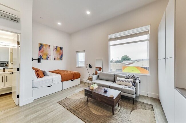 Building Photo - Artthaus Mandela: New Luxury Apartments! 4...