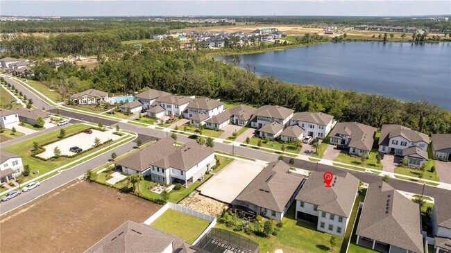 Foto del edificio - 17575 Lake Star Rd