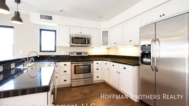 Photo - 1158 W 29th St Townhome