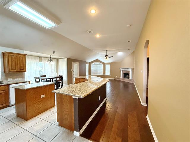 Building Photo - 10711 Sweet Water Dr