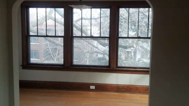 Foto del edificio - 2852 Irving Ave S