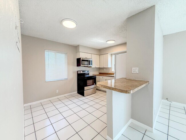 Foto del edificio - 1025 NE 17th Ave