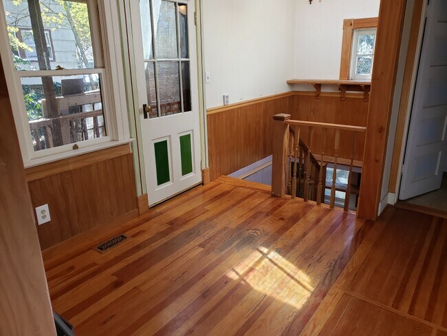 Foto del edificio - 343 16th St SE