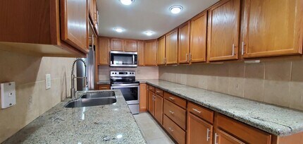 Building Photo - 3313 N 68th St