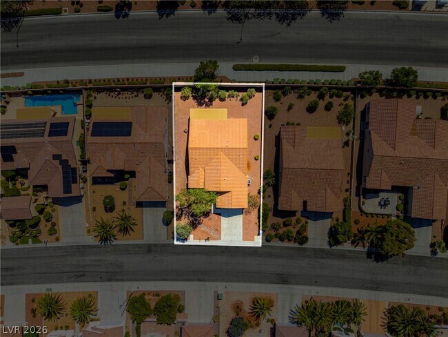 Building Photo - 2250 Sandstone Cliffs Dr