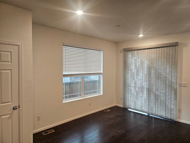 Building Photo - 11446 Iron Ct