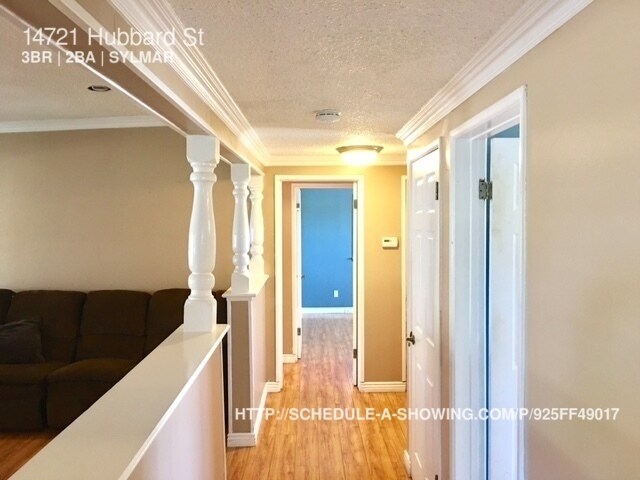 Building Photo - 14721 Hubbard St