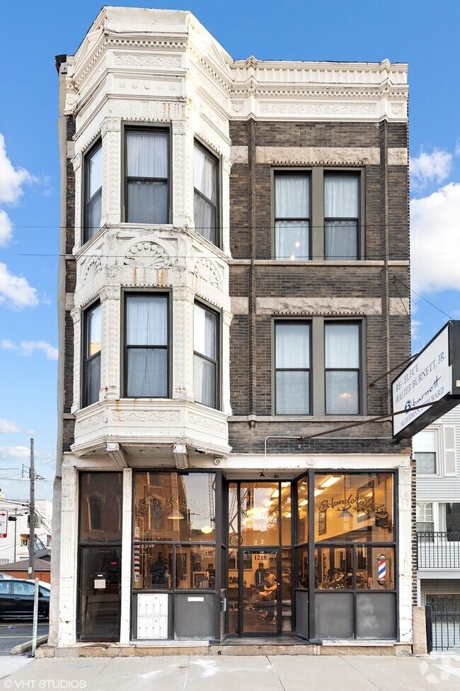 1215 W Grand Ave