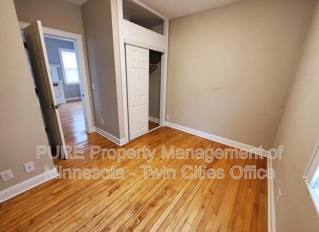 Foto del edificio - 16 W 33rd St
