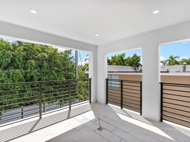 Foto del edificio - 1134 71st St