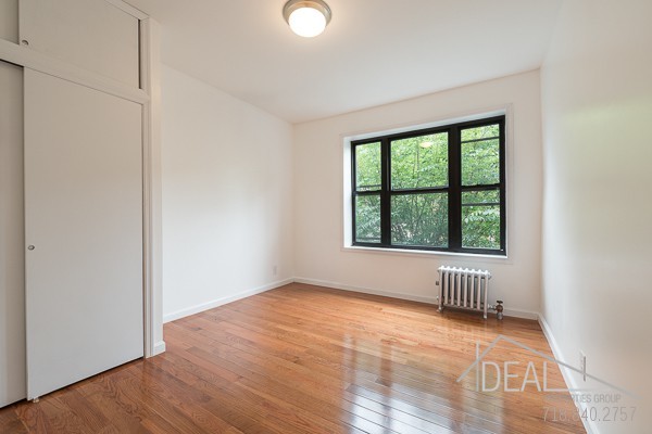 Building Photo - Newly Renovated 3BR in Park Slope