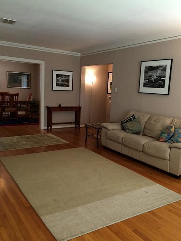 Foto del edificio - 2103 Swift Blvd