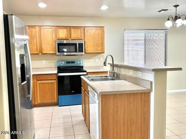 Foto del edificio - 632 S 152nd Ln