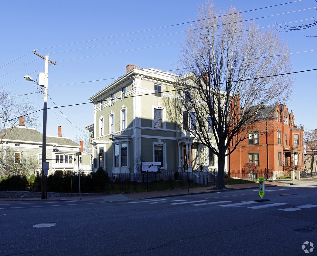 727 Congress St, Portland, ME 04102 Apartments in Portland, ME