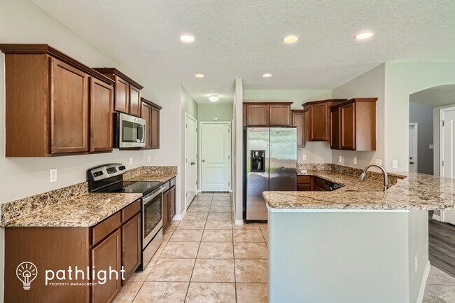 Foto del edificio - 10009 Newminster Loop, Ruskin, FL, 33573