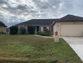 Building Photo - 843 Franconville Ct