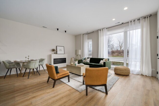 Foto del edificio - 284 Stonington Dr