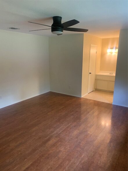 Foto del edificio - 3622 Dawnwood Dr
