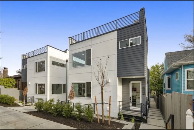Building Photo - 1466 21st Ave