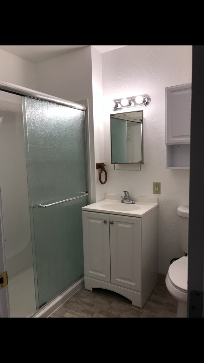 Building Photo - 1226 Collis Ln