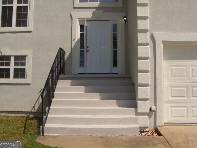 Building Photo - 2612 Cloud Ct
