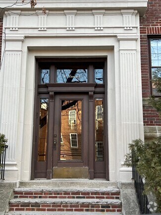 Building Photo - 6 Lanark Rd