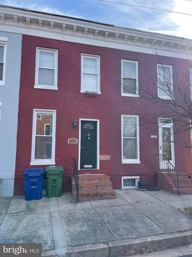 Building Photo - 1357 Carroll St