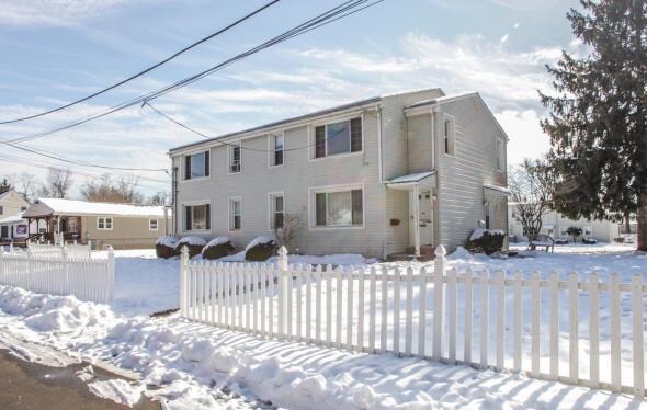 Primary Photo - 632 - 634 Newport Rd