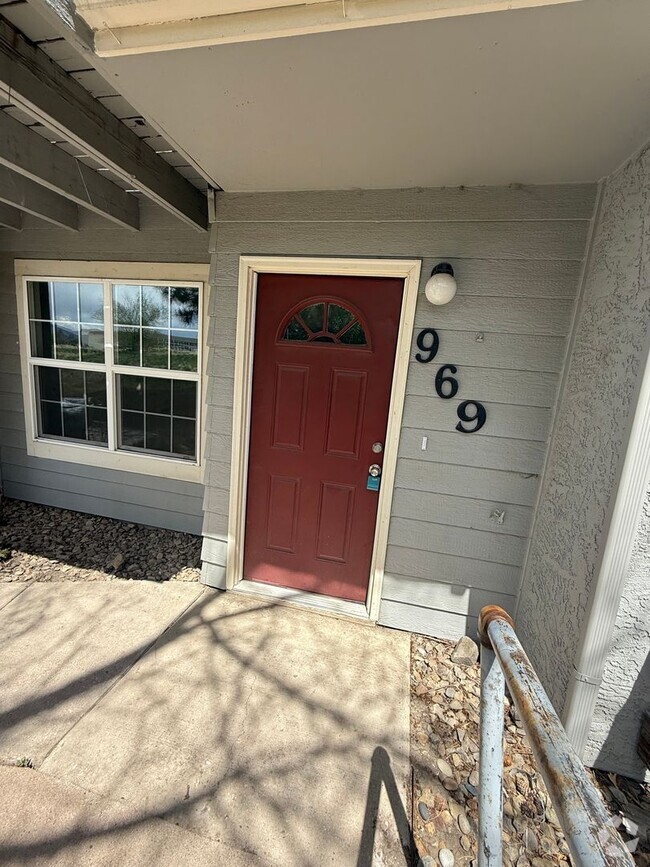 Building Photo - 969 Tampico Ct