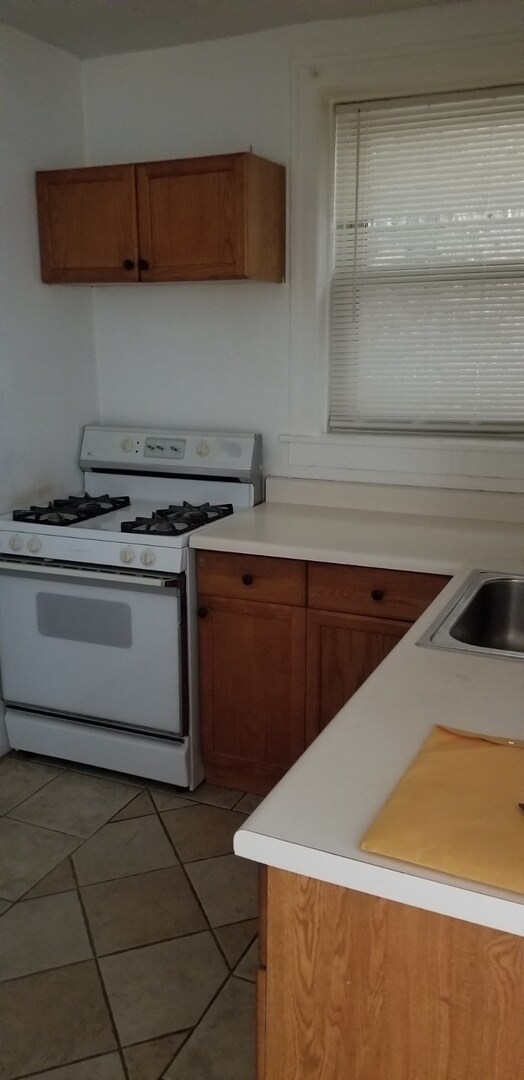 Foto del edificio - 2611 W Peterson Ave