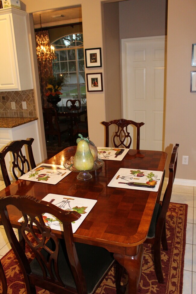 Foto del edificio - 4417 Blooming Garden Ct