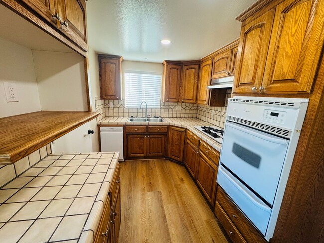 Building Photo - Beautifully Refreshed 3-Bedroom Home with Timeless Charm and Modern Comforts