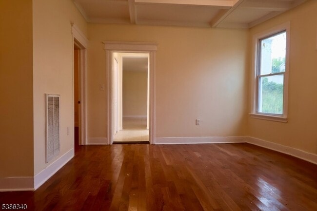 Photo - 484 S 16th St Apartment